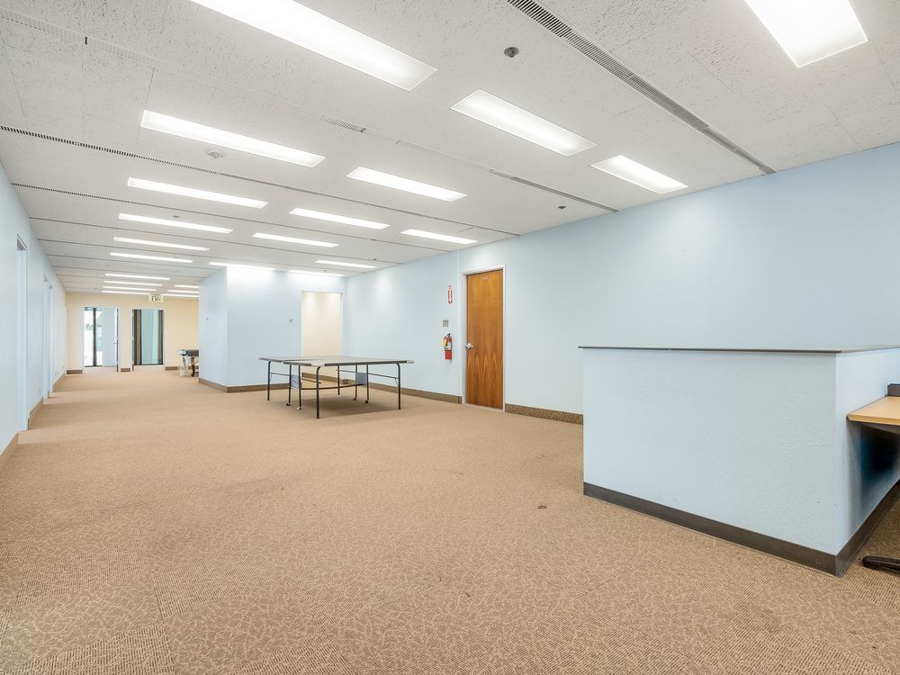 Office Space Available in Excellent Condition & Move-In Ready : 1221 Van Ness Ave, Fresno, CA 93721